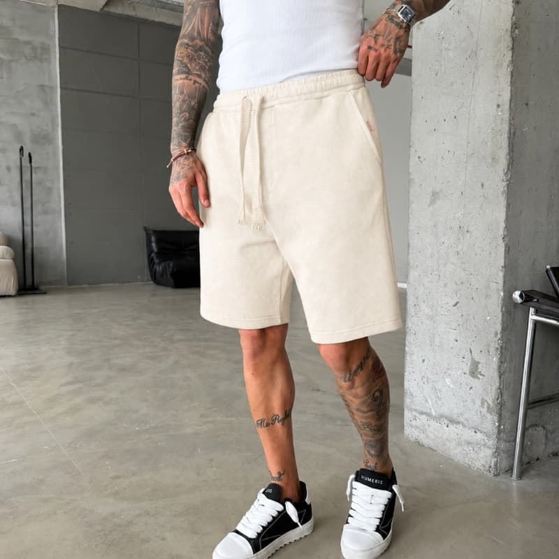 CREAM SHORTS